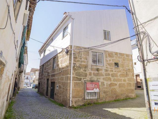 Prédio Tortosendo, Covilhã | 26054082824