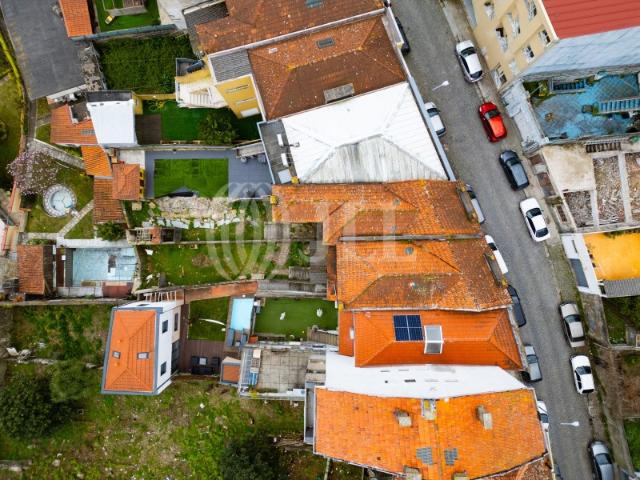 Prédios para reconstrução com projecto, no Bonfim, Porto