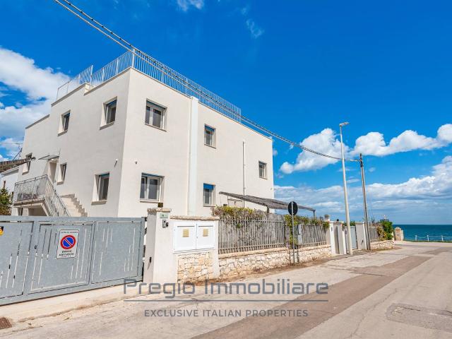 Pregio Immobiliare è lieta di proporre in vendita uno straor. 360m² Fasano
