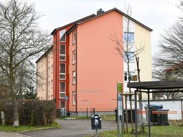 Preisgünstige, gepflegte 4 Zimmer DG ETW in FN Kitzenwiese nur noch der Himmel über Ihnen