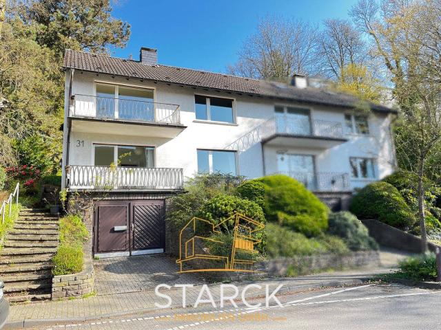 Preisreduzierung! Doppelhaushälfte mit Potenzial in Citylage von Bergisch Gladbach