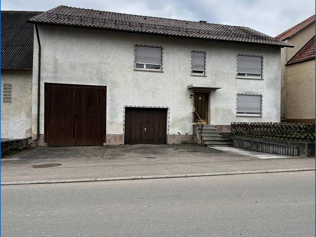 Preisreduzierung / Schnäppchen Sanierungsbedürftiges 1 Familienhaus in Rohrdorf Gelegenheit