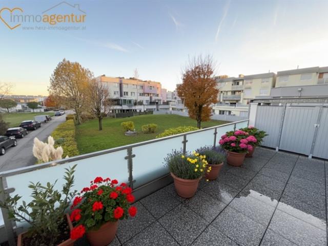 RESERVIERT! PREISVORTEIL! SOFORTBEZUG! 90m² Terrassenwohnung in Marchtrenk mit insges. 44m² Terrassenfläche!
