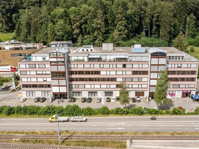 Preiswerte Bürofläche im Reppischtal wartet auf Ihren Bezug