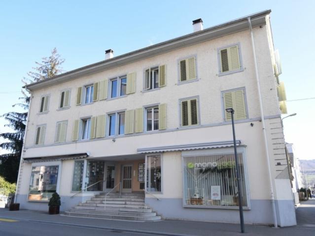 Preiswerte 4.5 Zimmerwohnung im 2.OG