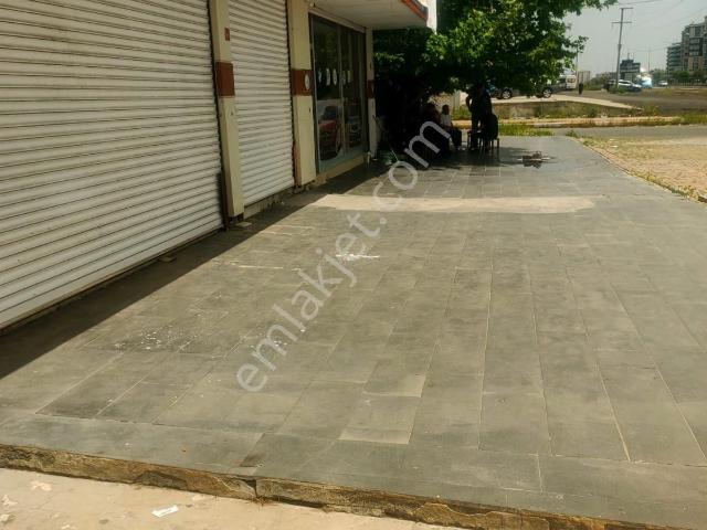 Premardan Cadde Üzeri Tapulu Depolu Kiralık Dükkan