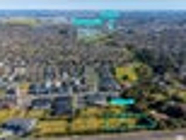 Premier 1,990m² Section with Spectacular Views