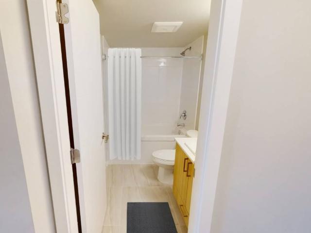 Premiere 1 Bedroom Apartment for Rent at 408 Columbia St E, New Westminster, BC V3L 0K5 Sapperton