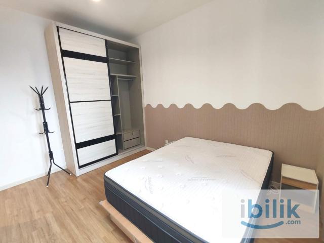 Premium Master Room | Sunway Velocity Area