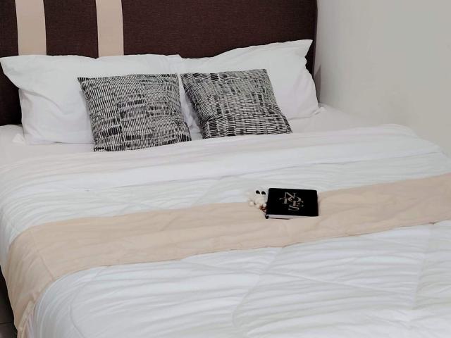 Premium Medium for Rent @Queensbay /