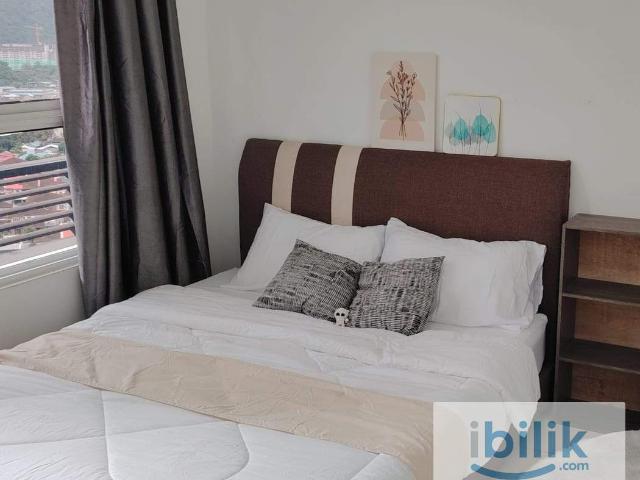 Premium medium  for rent @queensbay /