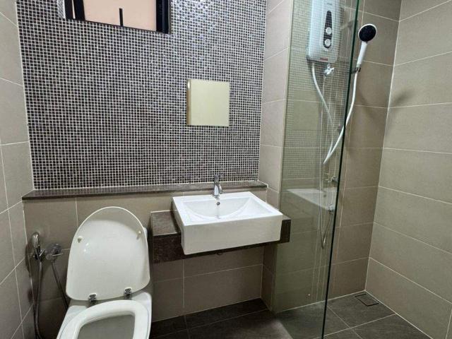 Premium ️ MEDIUM Room Fully Furnished @ Nova Saujana, Special Promotion