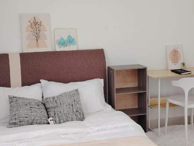 Premium Medium Room @ Queensbays / Bayan Lepas