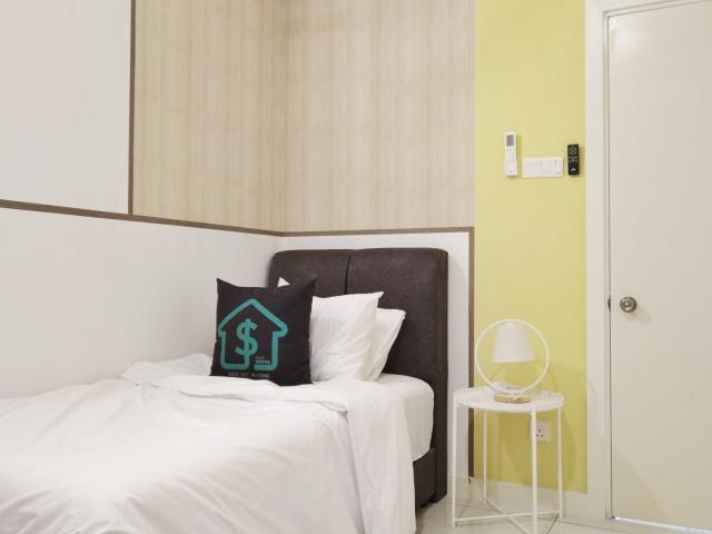 PREMIUM Medium Room with Free Electricity and Water Bill with Unlimited High Speed WIFI at Bandar Baru Uda, Johor Bahru