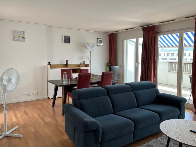 Premium möblierte 2,5 Zimmer Wohnung | Neugutstraße 12, 8304 Wallisellen | 5. Stock
