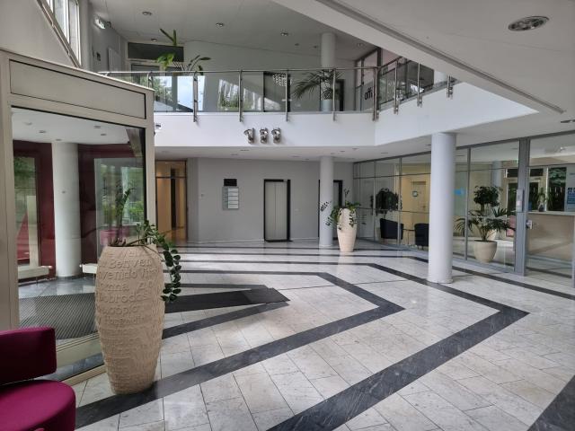 Premium Office – Sofort bezugsfertiges Büro mit Glaswänden und Top Ausstattung