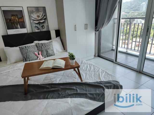 Premium Balcony Room @ Bayan Lepas/ Queensbays
