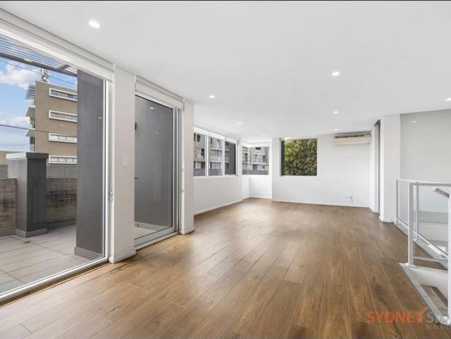 Premium & Boutique, Convenient Location