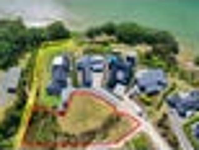 Premium Coastal Section Mangawhai Point