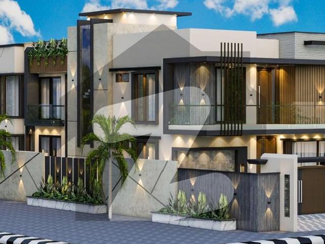 Premium Corner Bungalow 555Sq. Yards The Property Gives An Impressive 700 Sq. Yards Outer Look/Feel Due To The Additional Green Belt Area. DOHS Phase 1