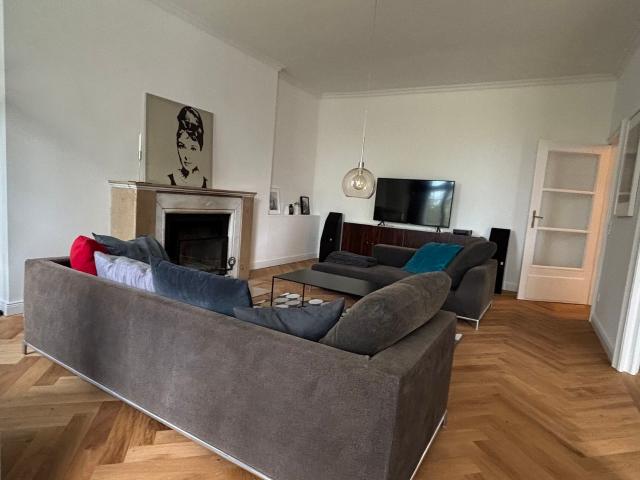 Premium Furnished 4 Room Period Apartment with Park View and Garden in Grunewald