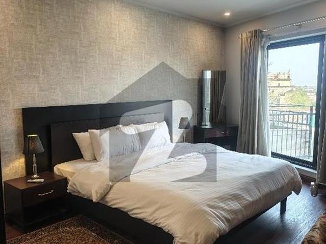 Premium Family Apartment Fully Furnished 2&half bedroom Gulberg 3