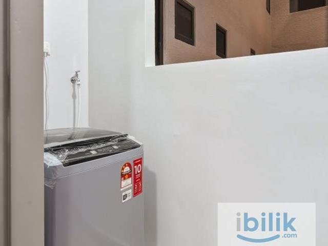 Premium female single room