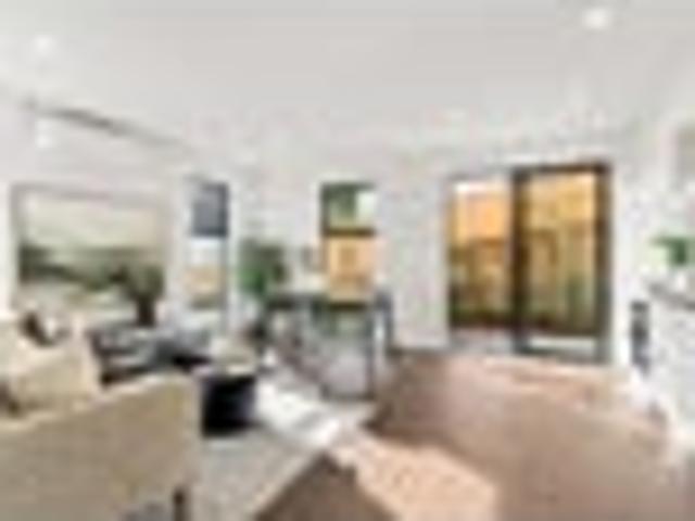 PREMIUM FREEHOLD HOMES MOVE IN NOW!