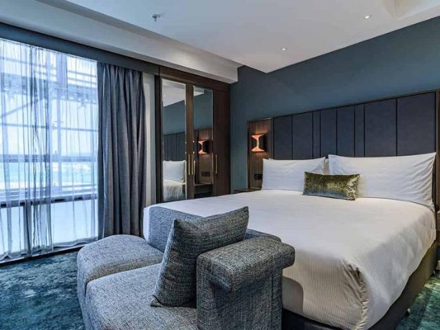 Premium King Room