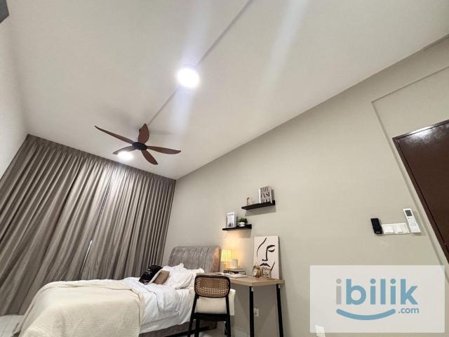 Premium luxury room in bukit jalil! master room for rm1000 only mix gender unit!