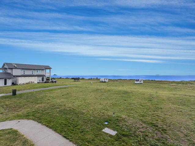 Premium Lifestyle Section at Popular Waiotahe Beach