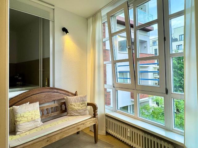 Premium Living in City West: Stylish Apartment at Olivaer Platz, Berlin Amsterdam Apartments for Rent