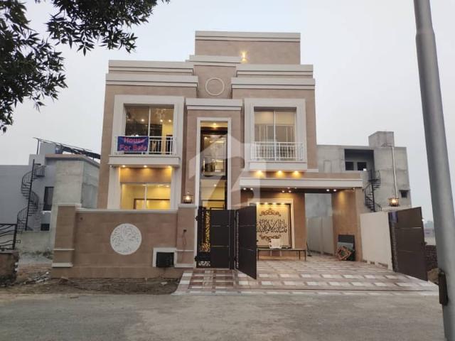 Premium Living Starts Here Elegant 10 Marla Lake City House Near To Park Or Lake City Mall