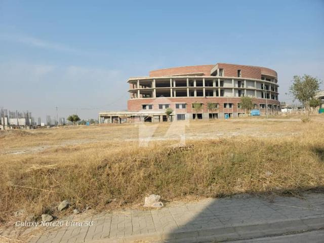Premium Location! 1 Kanal Boulevard Facing Plot in DHA Phase 5 F Block