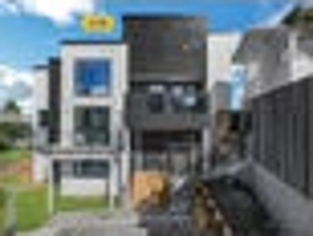 Premium Pakuranga Heights Living