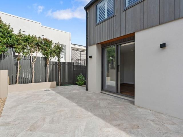 Premium Parnell Living – Modern Brand New Home with Flexible Spaces!