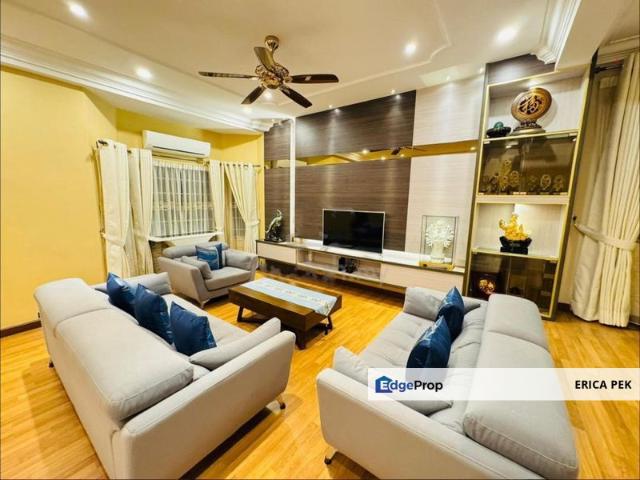✨ PREMIUM RENOVATED END LOT HOME 2175 ft2 LAND @ BANDAR SUNGAI LONG ✨  ASKING PRICE: RM 1.48MIL