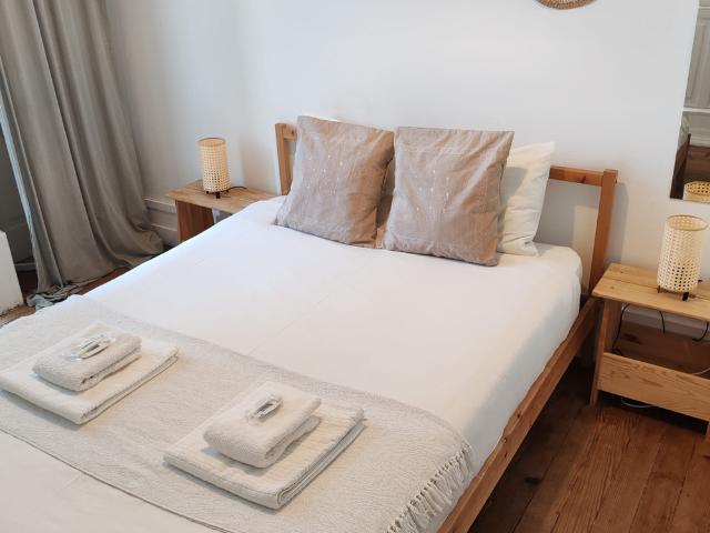 Premium Room in Shared House in Avenidas Novas – C