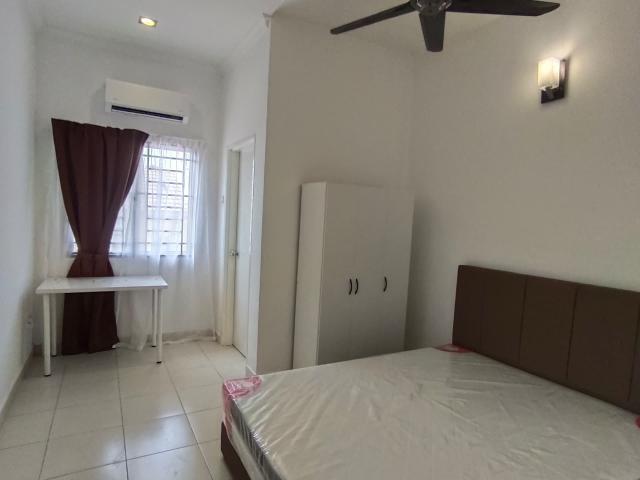 Premium room rental @Puncak Alam Mix Gender Unit Close to workplace