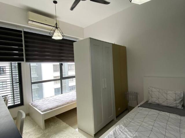 Premium Shared Room with Privacy for rent Right beside KDU College!