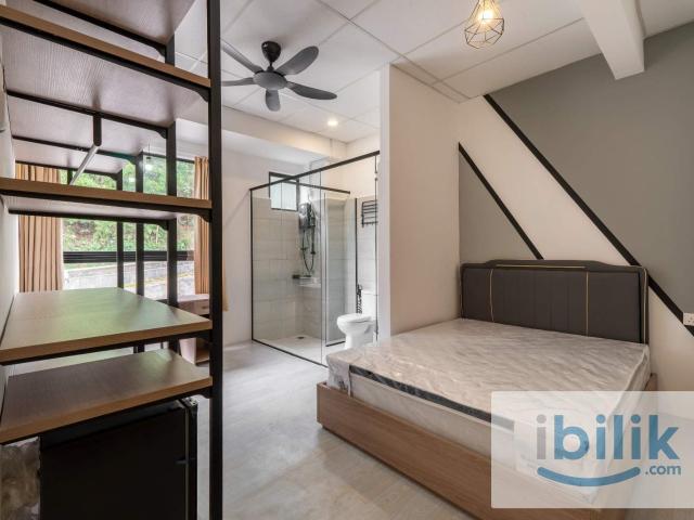 Premium Twin Sharing room with Private Bathroom
