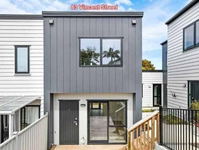 Premium Two Bedroom Dual Bathroom Luxury for M.