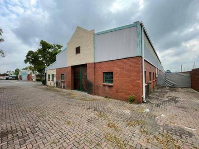 premium warehouse / mini factory to.