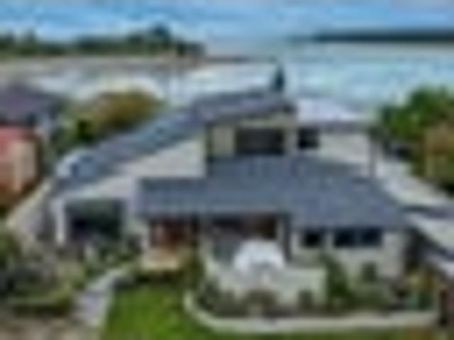 Premium Waterfront Mapua Paradise