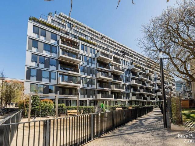 Premium Wohnung am Schiffbauerdamm,7. OG, Terrasse, Concierge, Gym & Pool im YOO Berlin & Tiefgarage