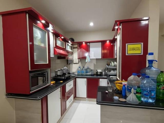 Premium 1400 Square Feet Flat Is Available For sale In Karachi