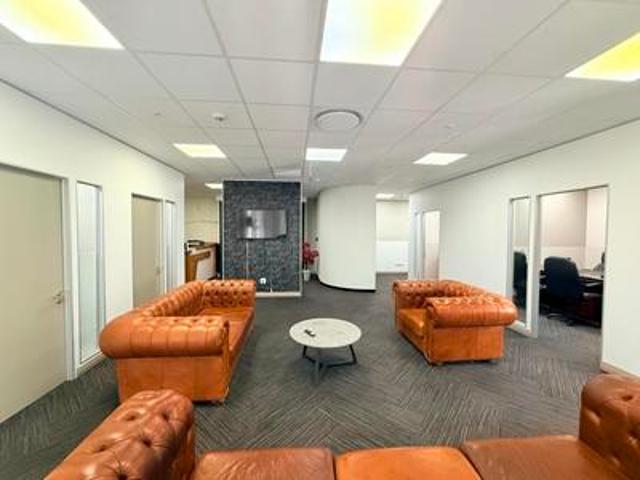 premium 108sqm office for rent in th.