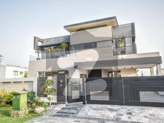 Premium 10 Marla Bungalow in Hot Location For Sale