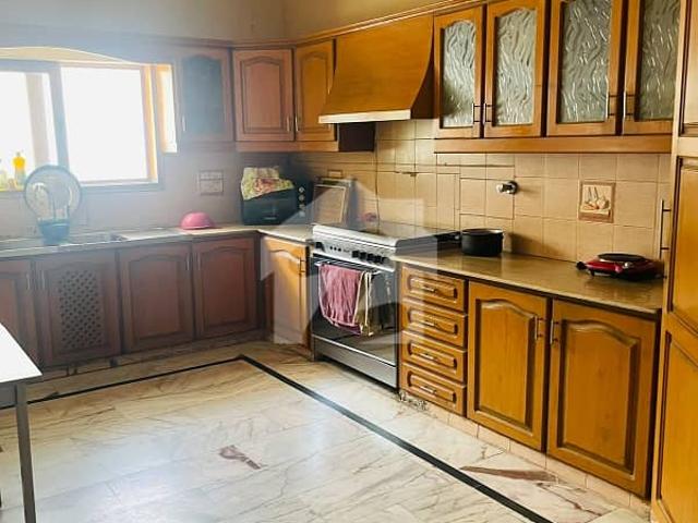 Premium 1,000 sq yd 2 unit house for sale in dha, karachi