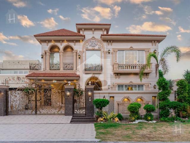 Premium 20 Marla Spanish Villa With Full Basement | DHA Phase 6, Block L | Ready To Move In